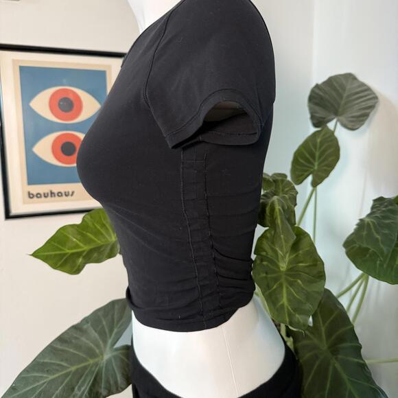 Lululemon Ruched Cropped Top - Picture 2 of 3